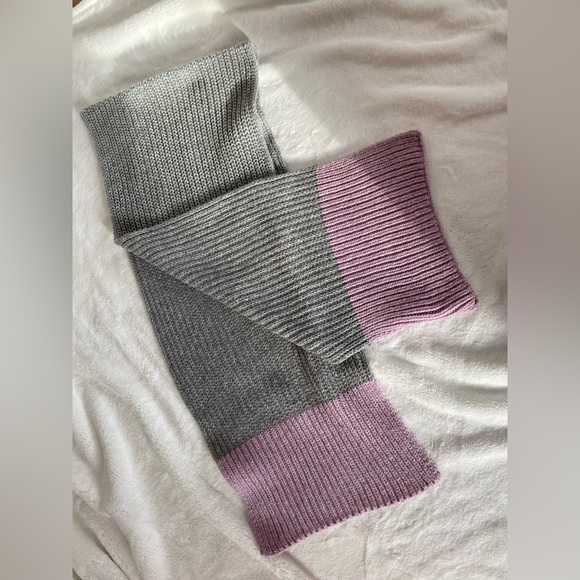 Gap Hat and Scarf Set NWOT - Picture 4 of 5